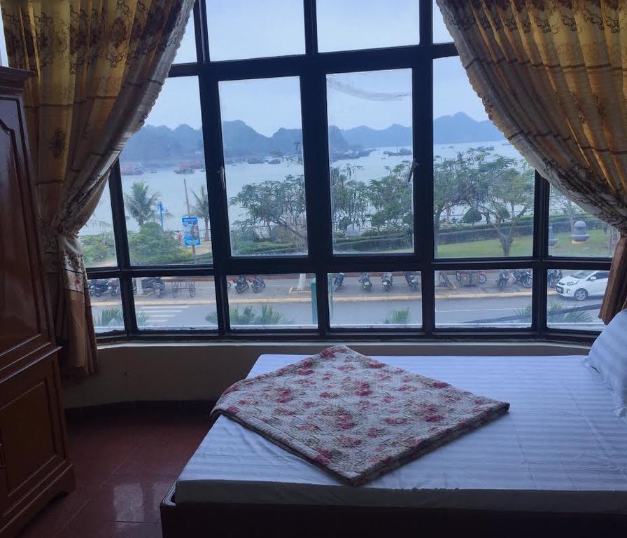 Thanh Tung Hotel Cat Ba Island Bagian luar foto