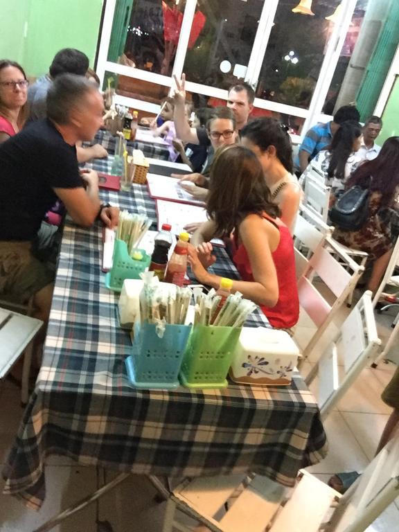 Thanh Tung Hotel Cat Ba Island Bagian luar foto
